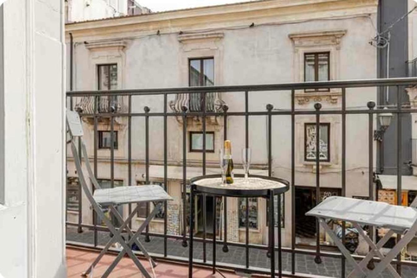 Willa San Martino House Al Duomo Katania Zewnętrze zdjęcie
